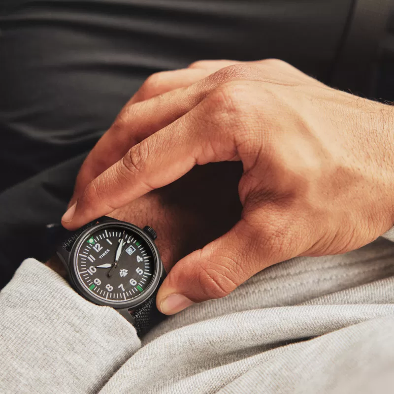 Timex-TW2W23400-Expedition-North-Traprock-Zegarek-meski-prosty-czytelny-czarny-5-jpg.webp Timex TW2W23400 Expedition North Traprock