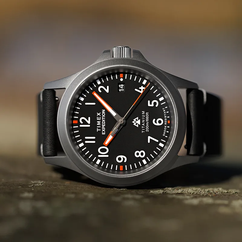 Timex TW2W78000	Expedition Titanium Quartz 38mm