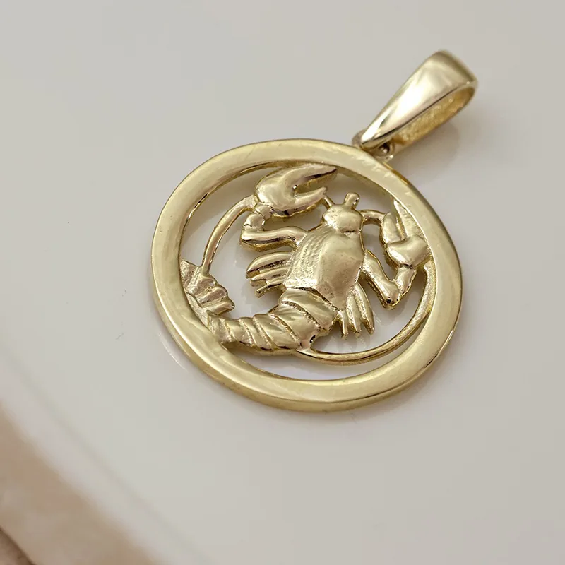 Zlota-zawieszka-Rak-znak-zodiaku-375-9k-ZZZ552-2.webp Złota zawieszka Rak znak zodiaku 375 9k